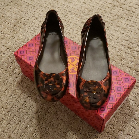 tory burch minnie travel flat tortoise